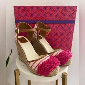Tory Burch Shaw Espadrilles Wedge in Hibiscus Pink Fringe sz 8